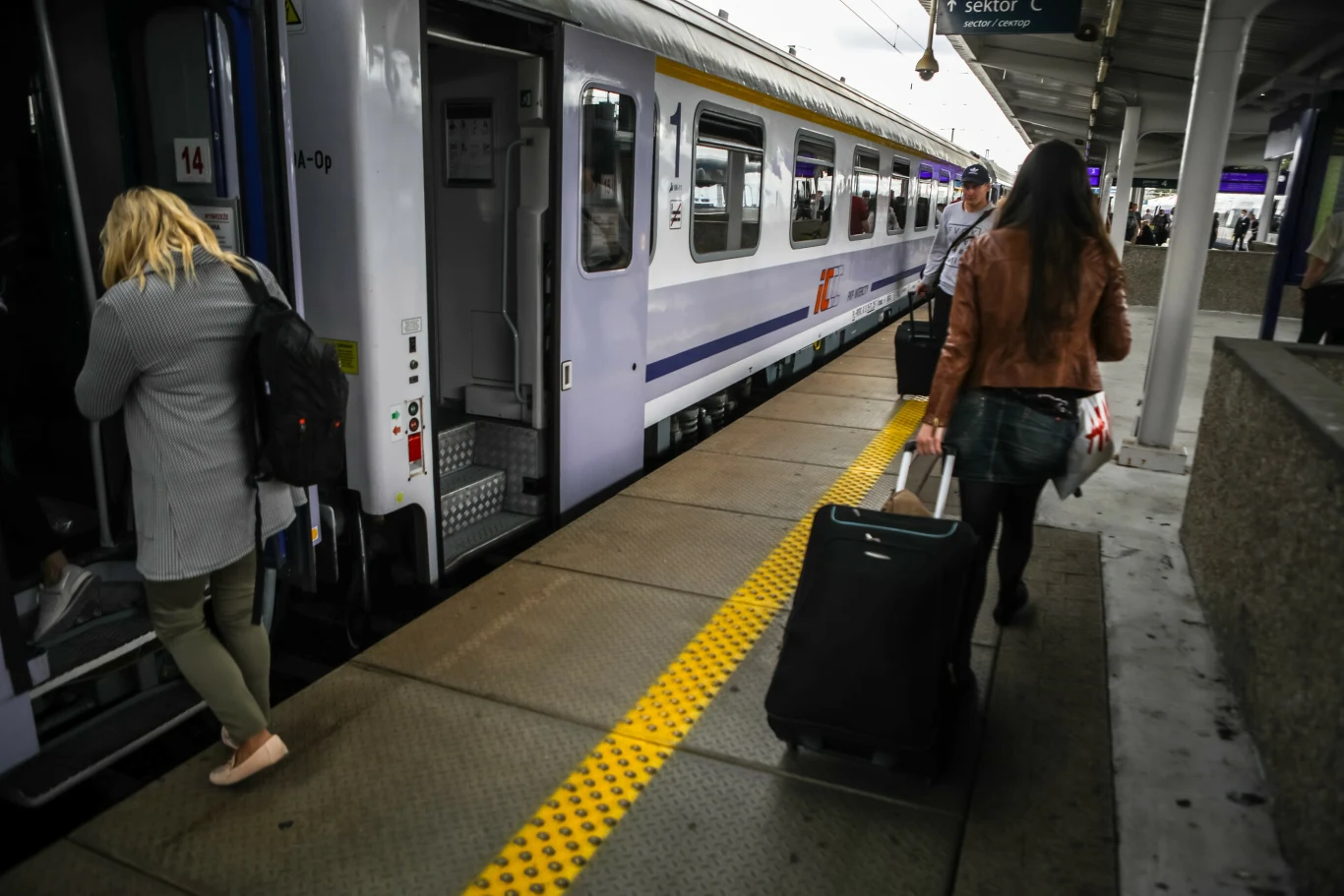 PKP Intercity unowocześniają sprzęt kasowy. Zdj. ilustracyjne PKP Intercity unowocześniają sprzęt kasowy. Zdj. ilustracyjne