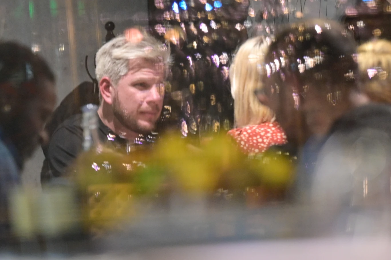 Filip Chajzer z ukochaną na kolacji Filip Chajzer z ukochaną na kolacji