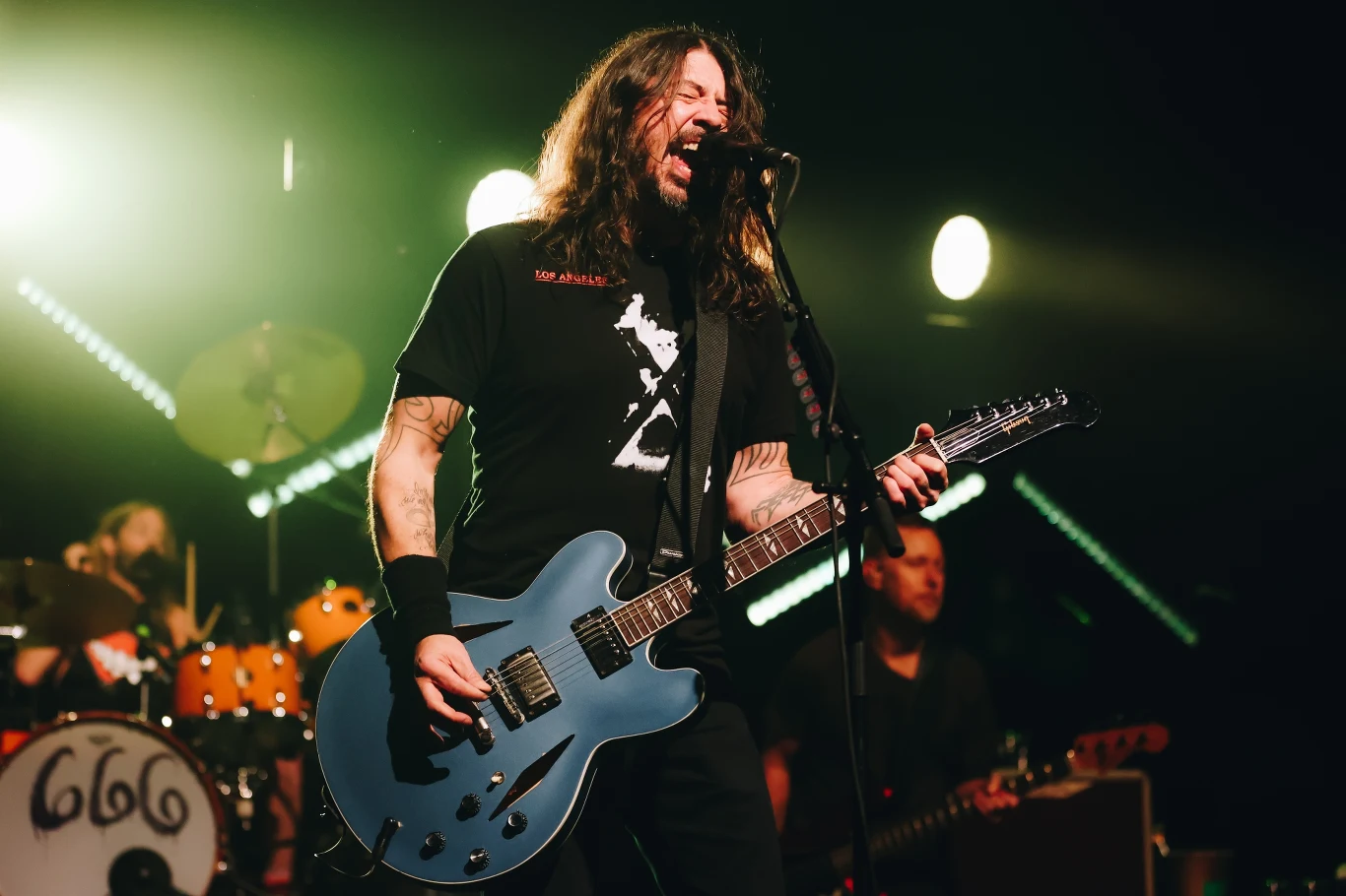 Liderem Foo Fighters jest Dave Grohl Liderem Foo Fighters jest Dave Grohl