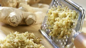 Imbir to jedna z najstarszych przypraw świata. Kto nie powinien jej spożywać?