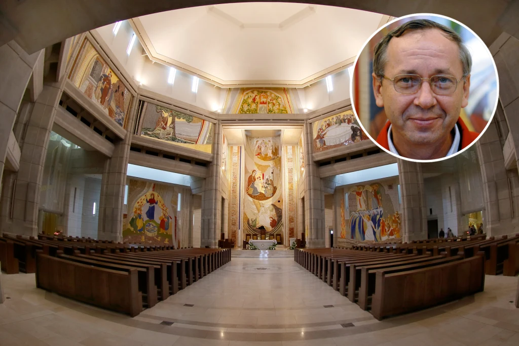 Mozaiki o. Rupnika zdobią sanktuarium im. Jana Pawła II Mozaiki o. Rupnika zdobią sanktuarium im. Jana Pawła II