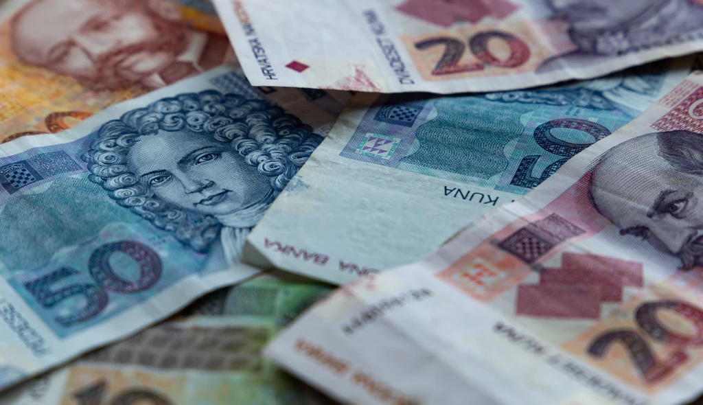 Od niedzieli 1 stycznia br. w Chorwacji obowiązującą walutą stało się euro. Dotychczasowe kuny obecnie są stopniowo zastępowane