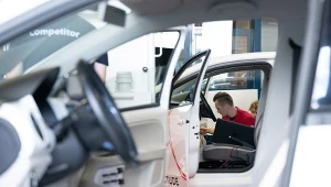 Polski przemysł dołuje. Szansą na odbicie jest ożywienie gospodarcze w Niemczech. W sierpniu zwiększenie popytu w Polsce na zagraniczne dostawy odnotowała m.in. branża samochodowa