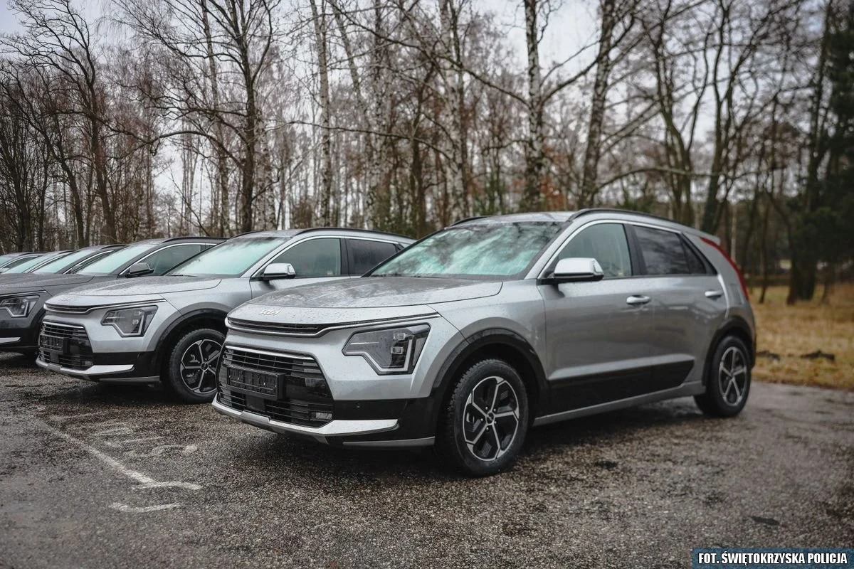 Nieoznakowane radiowozy Kia Niro Nieoznakowane radiowozy Kia Niro