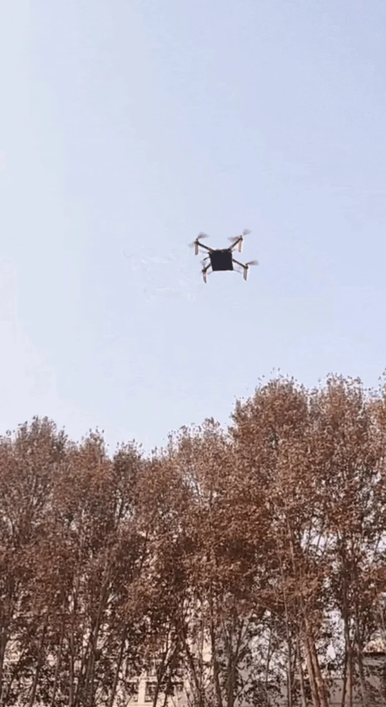 Dron podczas testów