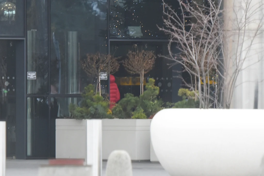 Piotr Kraśko na ostatni moment zjawił się w pracy Piotr Kraśko na ostatni moment zjawił się w pracy