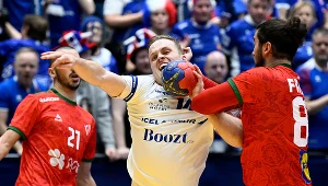 Islandia czarnym koniem mundialu? Bezcenna wygrana w szalonym meczu