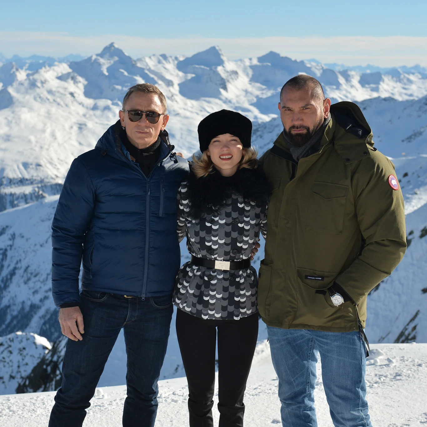 Daniel Craig, Lea Seydoux i Dave Bautista w Sölden , austriackiej prowincji Tyrolu Daniel Craig, Lea Seydoux i Dave Bautista w Sölden , austriackiej prowincji Tyrolu