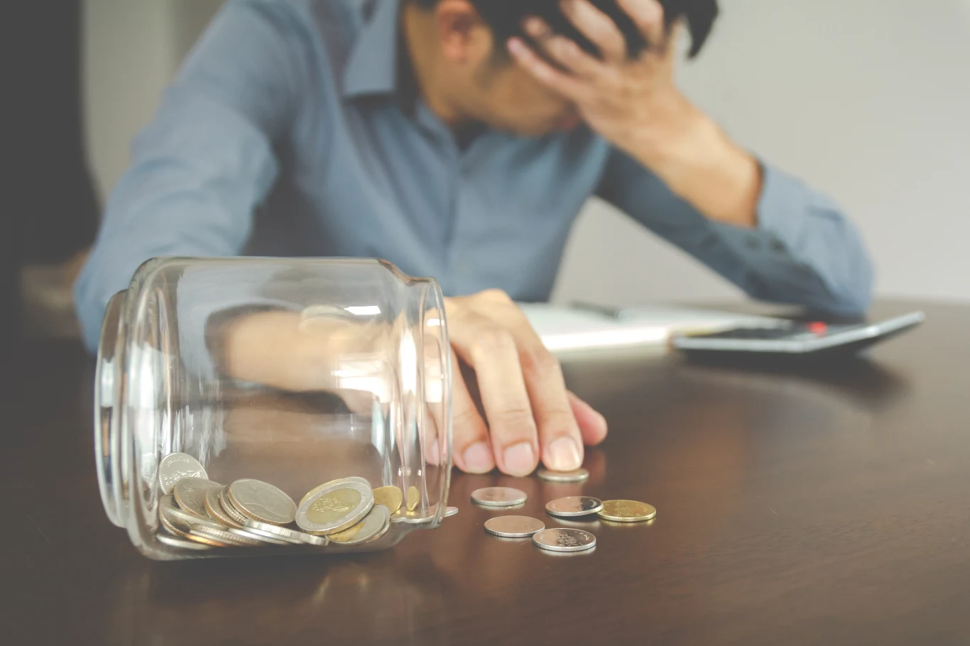 Wysokość zasiłku dla bezrobotnych, nazywanego również kuroniówką, uzależniona jest od stażu pracy