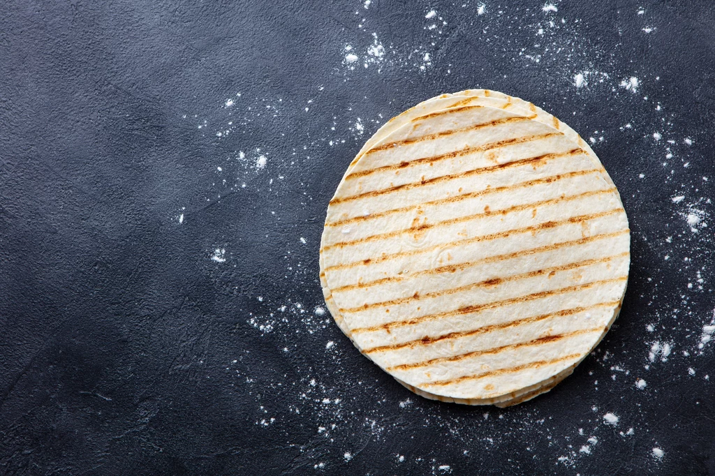 Najprostszy przepis na tortillę składa się z czterech składników