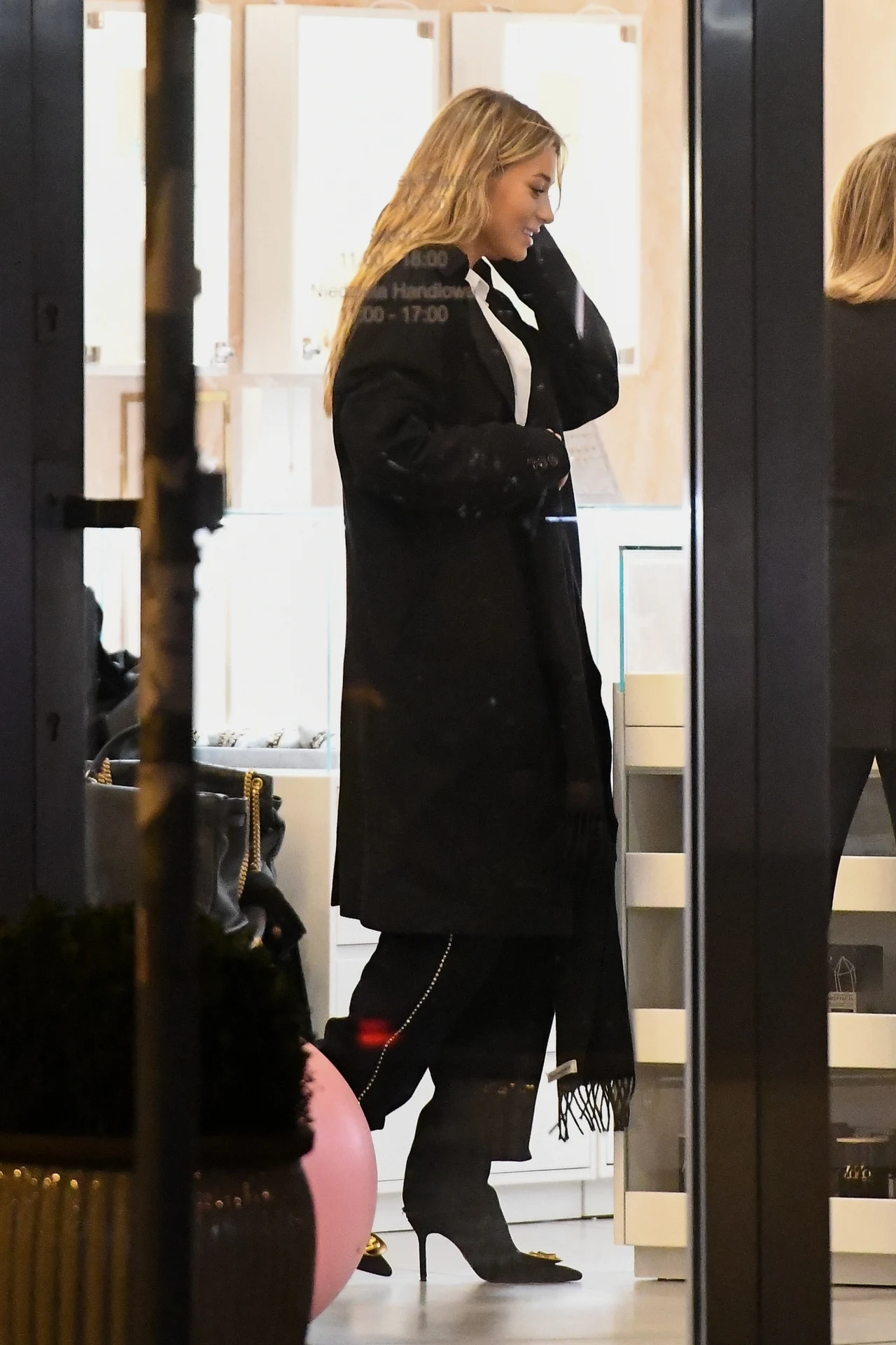 Max Gloeckner czekał już na Marcelinę Zawadzką w salonie jubilerskim Max Gloeckner czekał już na Marcelinę Zawadzką w salonie jubilerskim