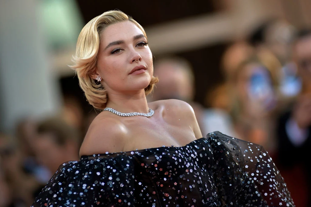 Florence Pugh w najnowszym numerze „Vogue” zapewnia, że nie schudnie dla roli