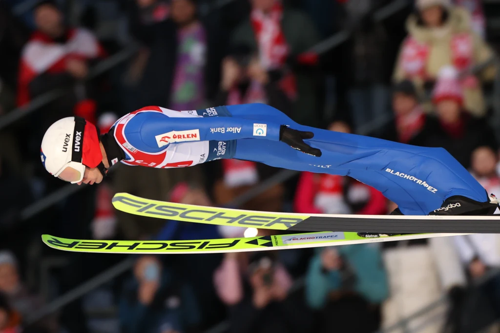 Kamil Stoch w pierwszej serii zaprezentował się ze świetnej strony Kamil Stoch w pierwszej serii zaprezentował się ze świetnej strony