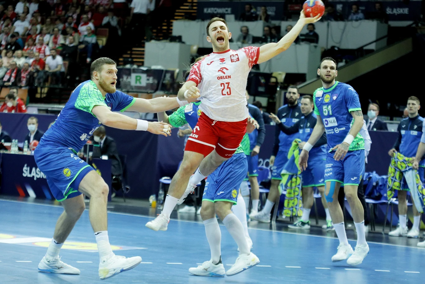 Arkadiusz Moryto w meczu ze Słowenią Arkadiusz Moryto w meczu ze Słowenią