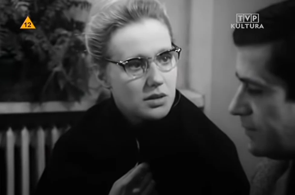 Maja Komorowska i Zbigniew Zapasiewicz w filmie "Za ścianą" (screen z Youtube'a)