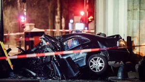 W samochodzie znaleziono martwego mężczyznę