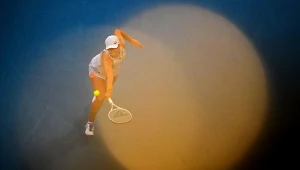 Iga Świątek podczas meczu z Jule Niemeyer