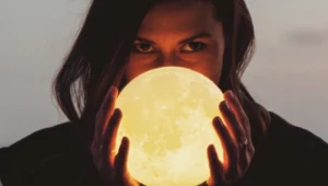 Horoskop na dziś: wtorek, 17 stycznia 2023. Księżyc wchodzi do Strzelca