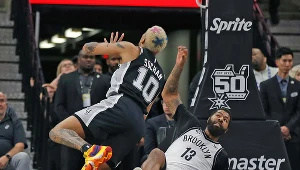 Jeremy Sochan w meczu San Antonio Spurs