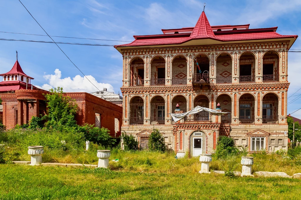 Opuszczona romska rezydencja w mieście Soroca w Mołdawii