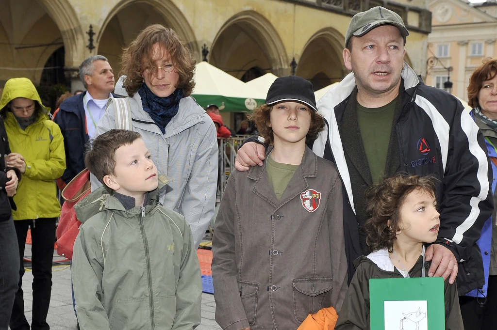 Zbigniew Zamachowski z byłą żoną i dziećmi Zbigniew Zamachowski z byłą żoną i dziećmi