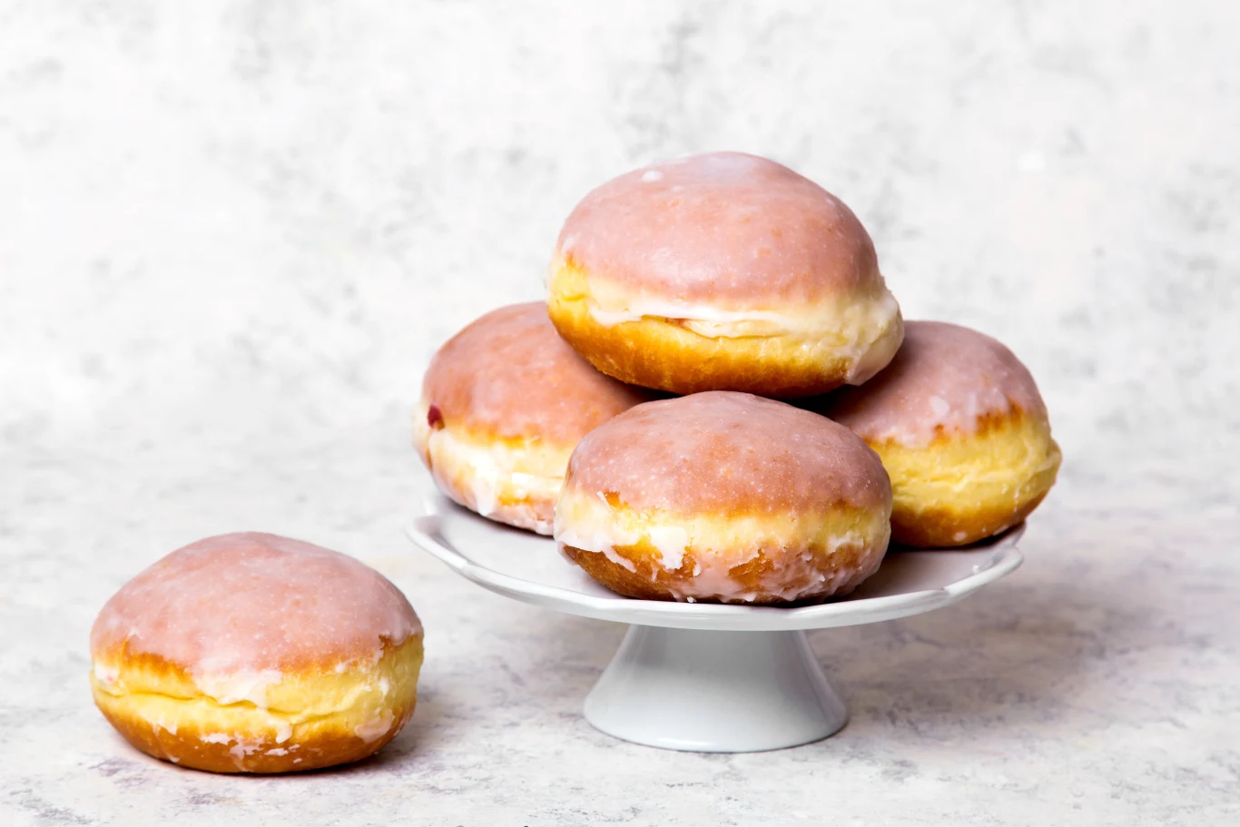 Pączki kładzione łyżką to dobra alternatywa dla klasycznego przepisu Pączki kładzione łyżką to dobra alternatywa dla klasycznego przepisu