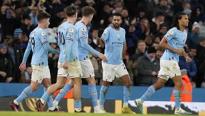 Manchester City przegrywał do przerwy 0:2 z Tottenhamem, ale ostatecznie po świetnej drugiej połowie wygrał 4:2, a dubletem popisał się Riyad Mahrez