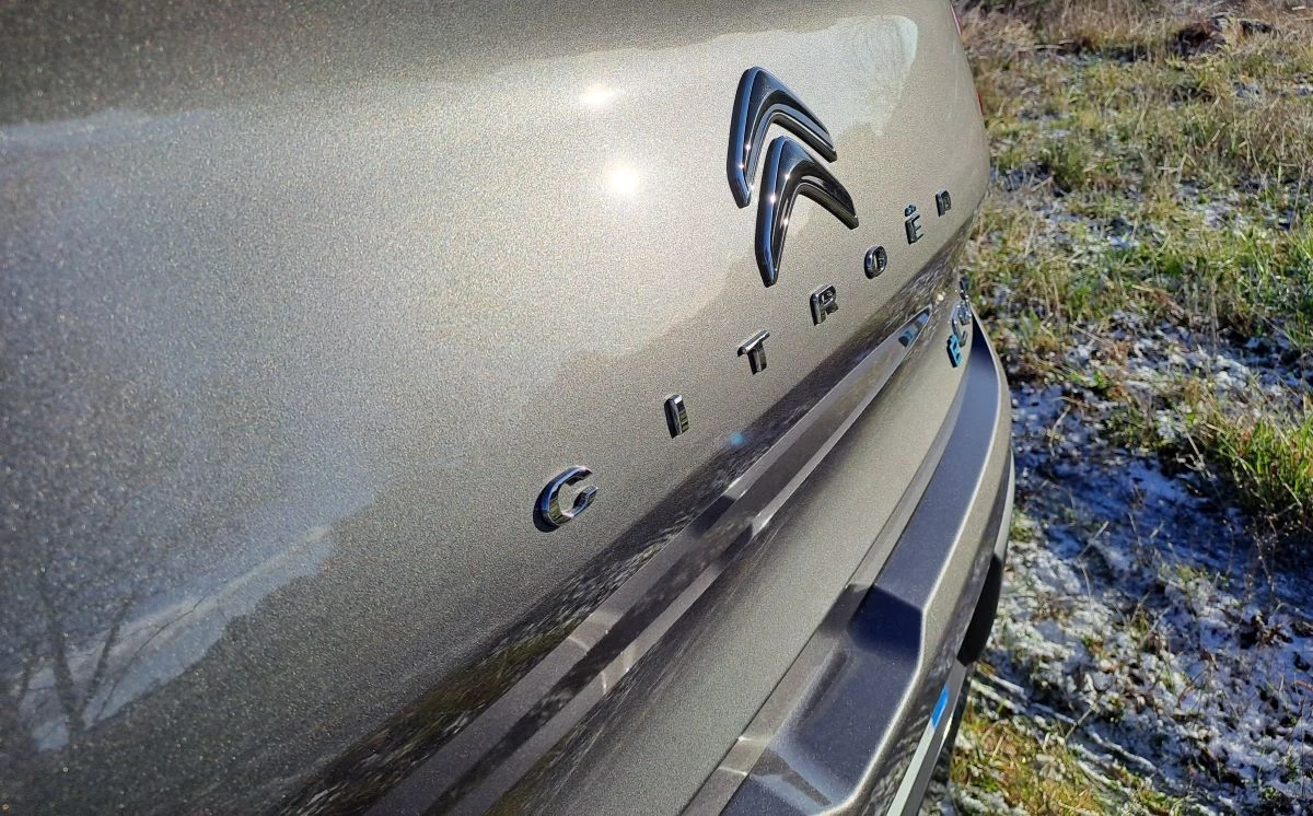 Citroen e-C4 X