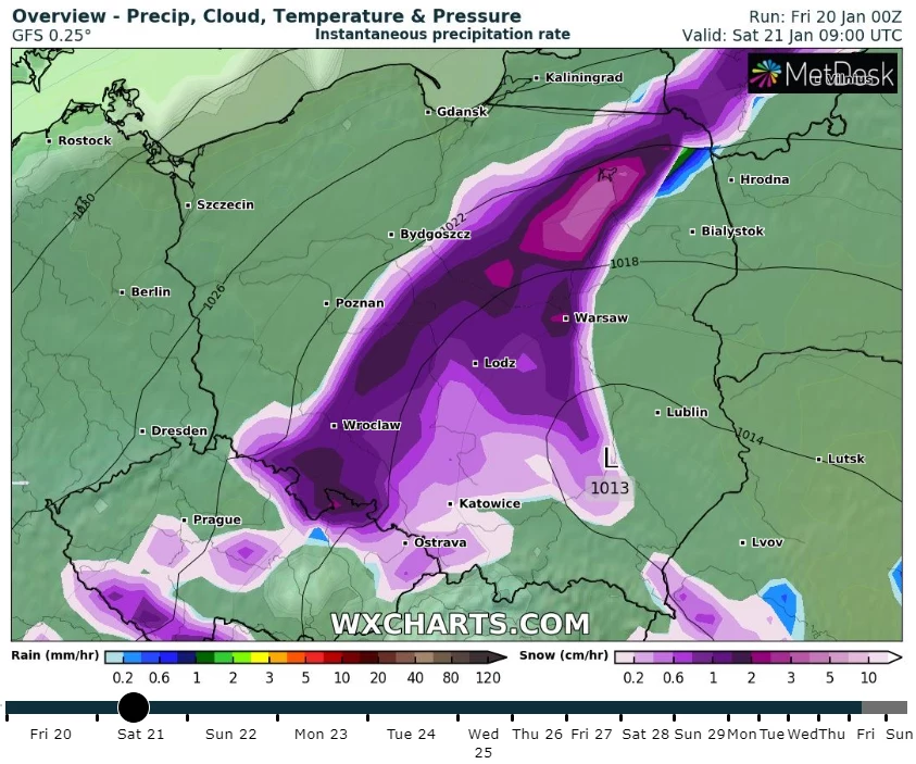 Niż niosący opady śniegu będzie przesuwał się z południowego wschodu na zachód Polski (źródło mapy: wxcharts.com)