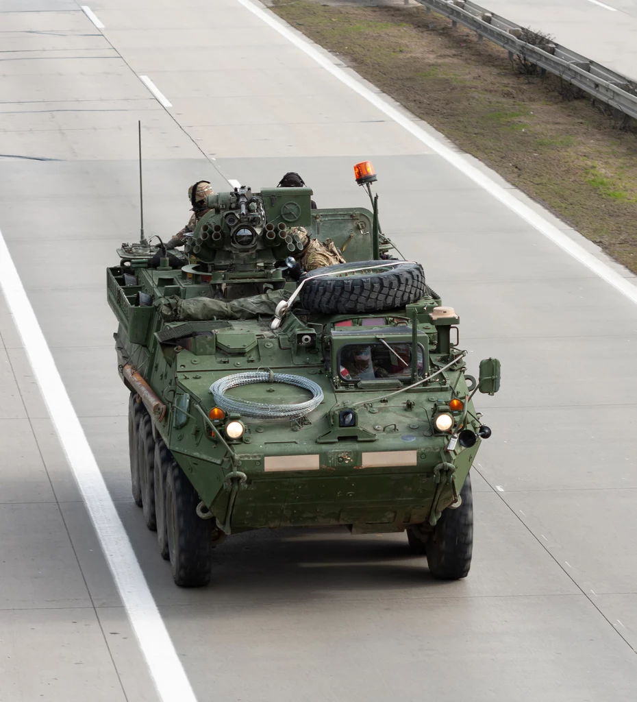 Transporter kołowy Stryker