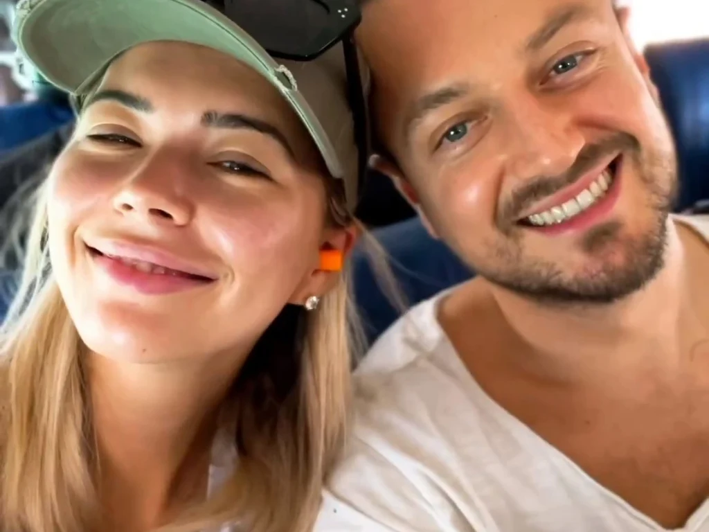 Sandra Kubicka, Baron