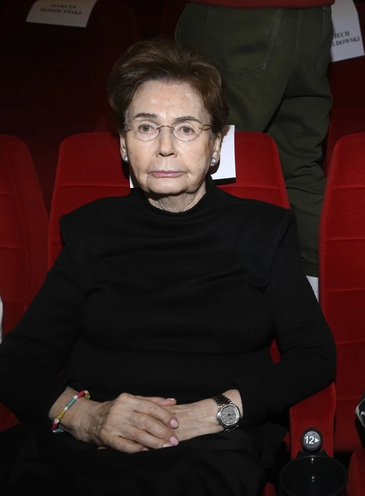 Bożena Walter na premierze filmu "Niebezpieczni Dżentelmeni" Bożena Walter na premierze filmu "Niebezpieczni Dżentelmeni"