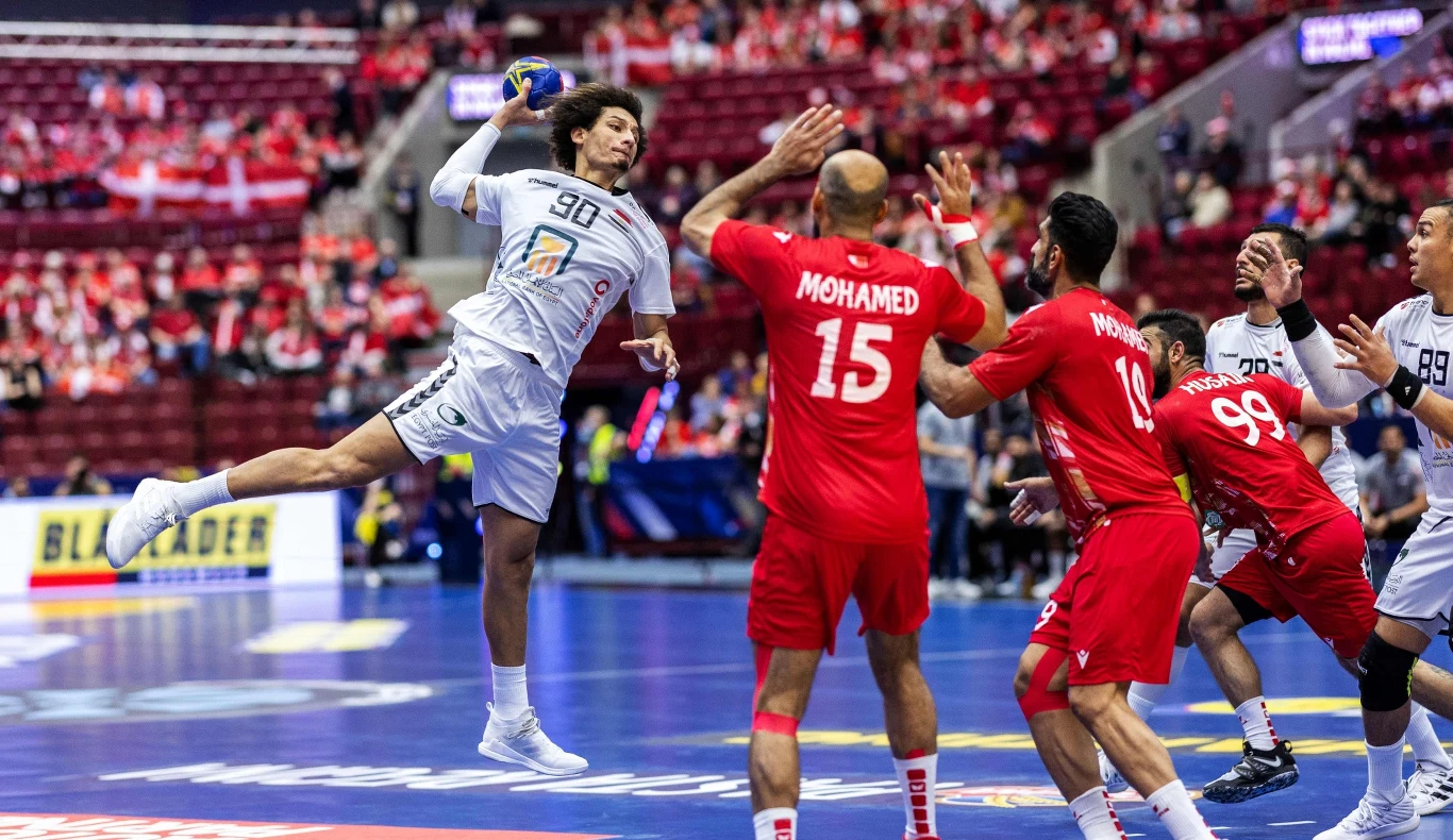 Ali Zein z Barceloną sięgnął kilka miesięcy temu po zwycięstwo w Lidze Mistrzów. Z Egiptem zagra o medal mistrzostw świata Ali Zein z Barceloną sięgnął kilka miesięcy temu po zwycięstwo w Lidze Mistrzów. Z Egiptem zagra o medal mistrzostw świata