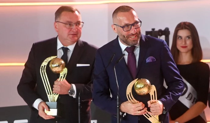 Marek Papszun (na pierwszym planie) i Czesław Michniewicz Marek Papszun (na pierwszym planie) i Czesław Michniewicz