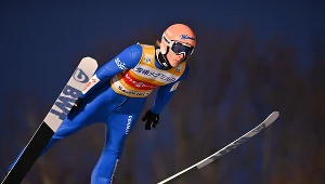 Komplet Polaków w konkursie. Wielkie problemy Dawida Kubackiego