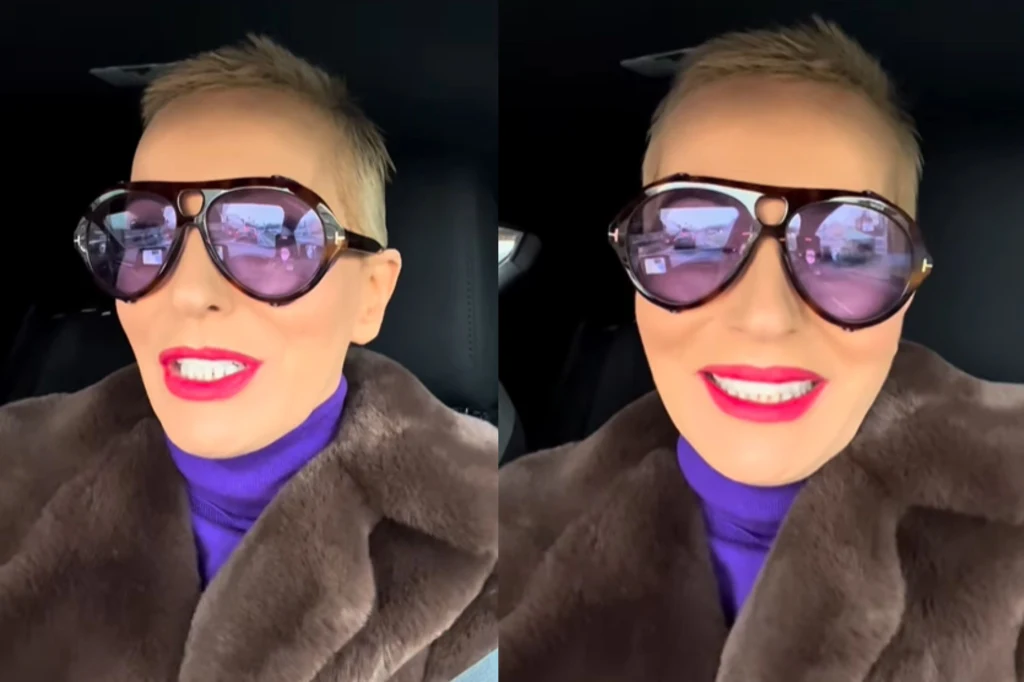 Paulina Smaszcz prowadzi auto i nagrywa relację