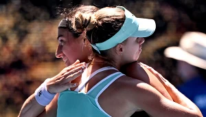 Australian Open 2023. W IV rundzie Magda Linette okazała się lepsza od Caroline Garcii