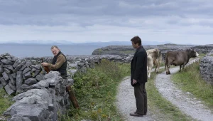 Brendan Gleeson i Colin Farrell w scenie z filmu "Ducyh Inisherin"