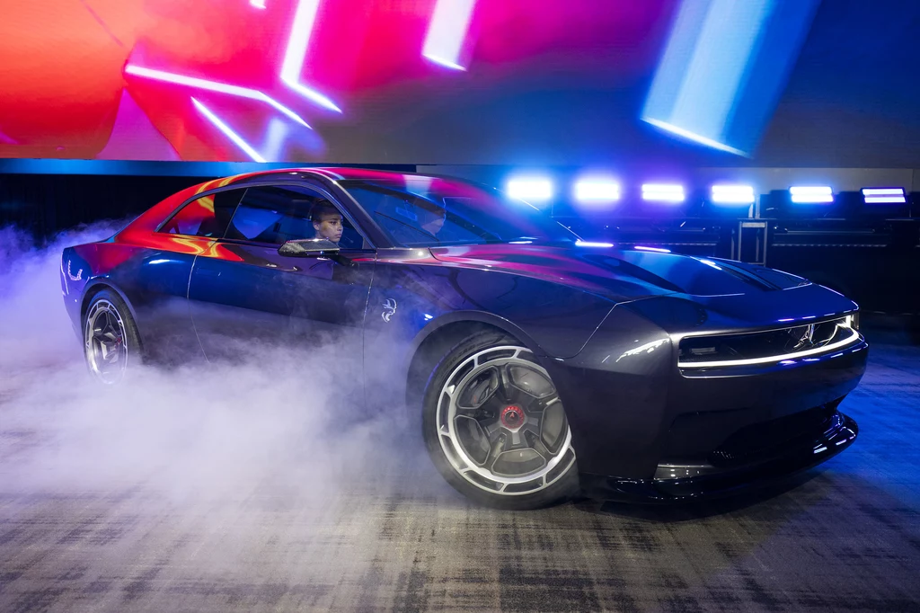 Prototyp elektrycznego Dodge'a Charger, który może brzmieć jak auto z silnikiem V8