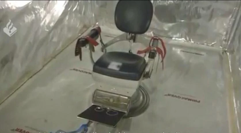 W Marbelli hiszpańska policja natrafiła na ukryte mafijne sale tortur. Przypominały tę znalezioną wcześniej w Holandii W Marbelli hiszpańska policja natrafiła na ukryte mafijne sale tortur. Przypominały tę znalezioną wcześniej w Holandii