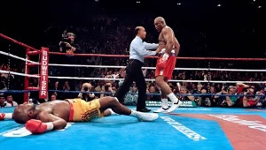 W 1994 roku George Foreman pokonał Michaela Moorera przez nokaut i zdobył tytuł mistrza świata. W wieku 45 lat został najstarszym w historii mistrzem świata wagi ciężkiej.