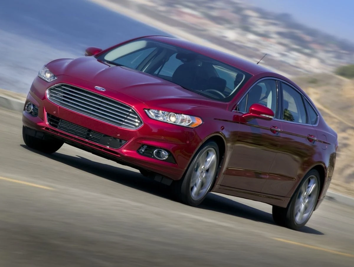 Ford Fusion - 22 proc. aut z cofniętym przebiegiem
