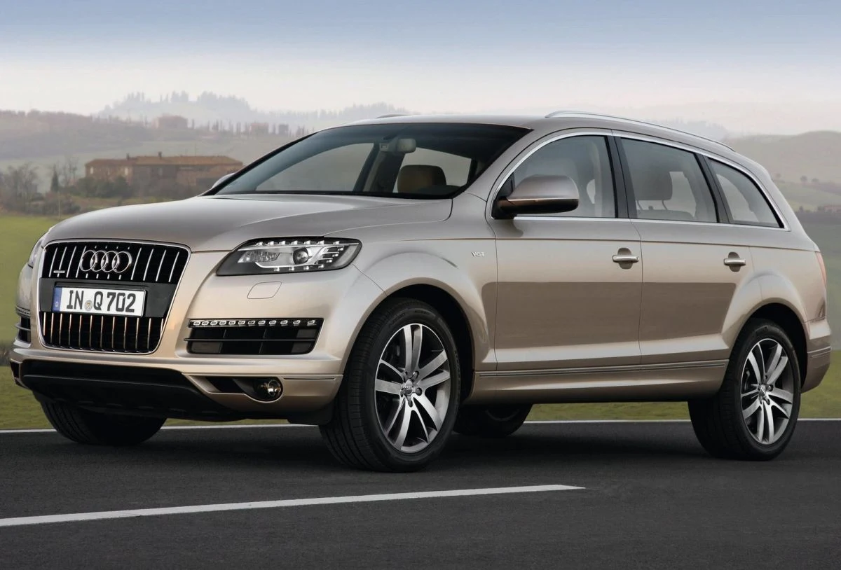 Audi Q7 - 20,4 proc. aut z cofniętym przebiegiem