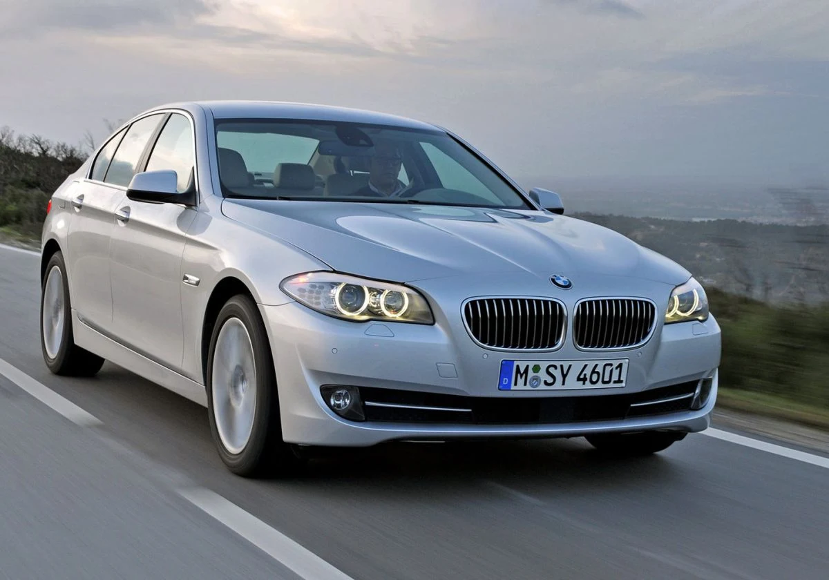 BMW serii 5 Audi A8 - 18,3 proc. aut z cofniętym przebiegiem