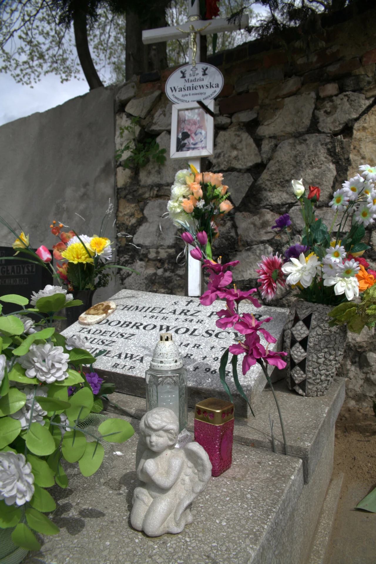 Grób 6-miesięcznej Madzi z Sosnowca