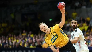 Lucas Sandell atakuje bramkę Egiptu. Mistrzowie Europy przez 20 minut mieli problemy, później pokazali swoją wyższość