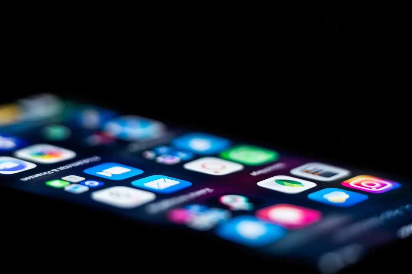 Służby nie będą miały dostępu do danych z komunikatorów Służby nie będą miały dostępu do danych z komunikatorów