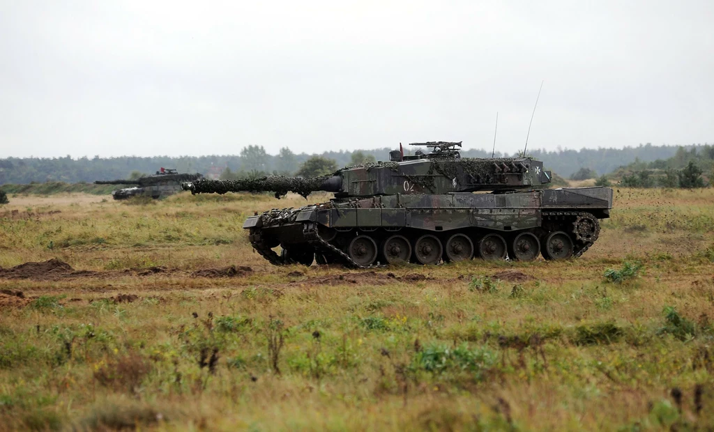 Leopard 2 podczas ćwiczeń Sił Zbrojnych RP w Drawsku w 2012 roku