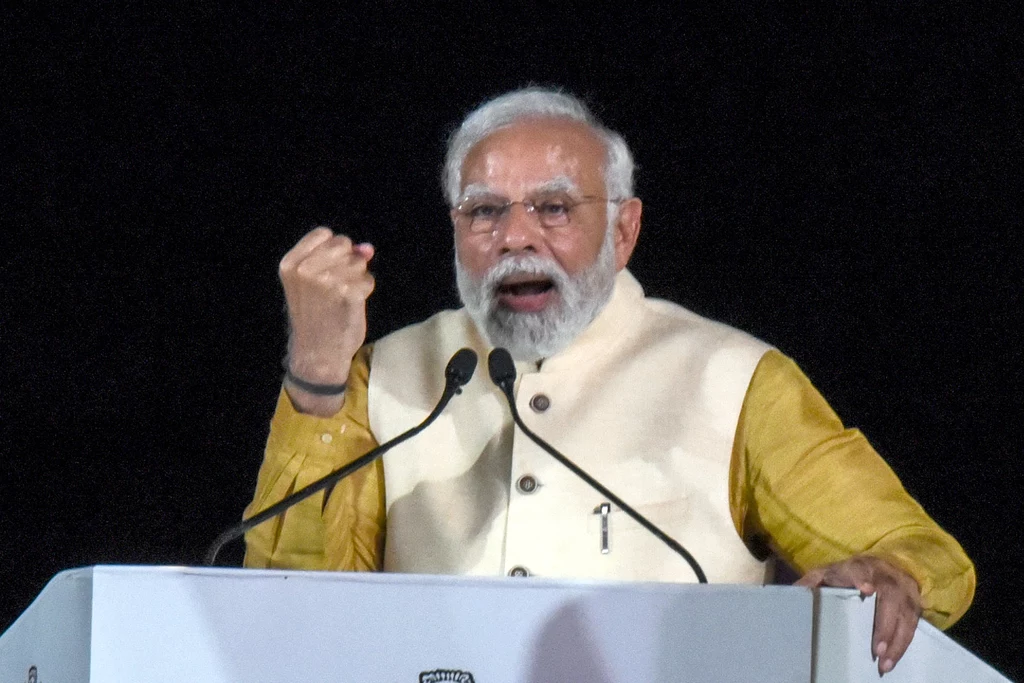 Indie mają ambitne plany rozwoju produkcji elektroniki komputerowej. Na zdj. premier Indii Narendra Modi