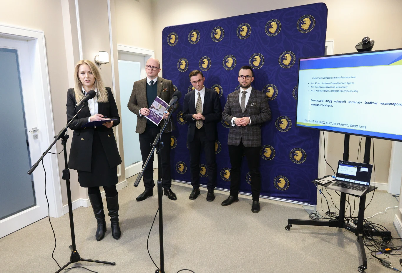 Ordo Iuris zaprezentowało poradnik „Wolność słowa, sumienia i wyznania w miejscu pracy” 